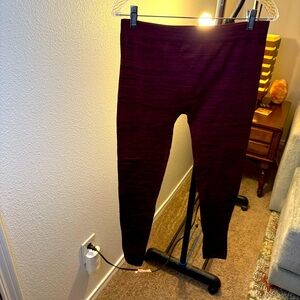 46.  Feathers Maternity Leggings - one size fits all